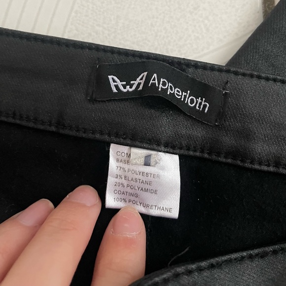 “Leather” Lookalike Pants | Size S - Picture 5 of 6